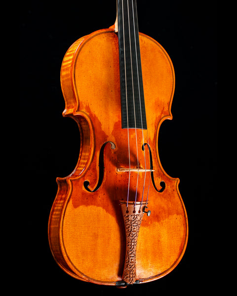 A replica of Guarneri del Gesù’s 1730 “Kreisler” violin