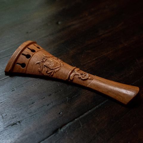H&C Coat of Arms Tailpiece in Southern Live Oak