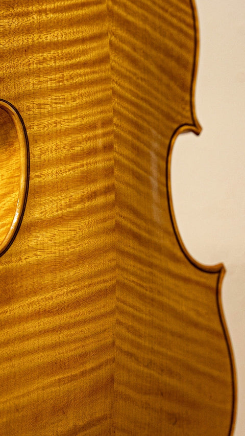 Maple CT replica “Cassavetti” Stradivari Viola in early stage of varnish from 2021